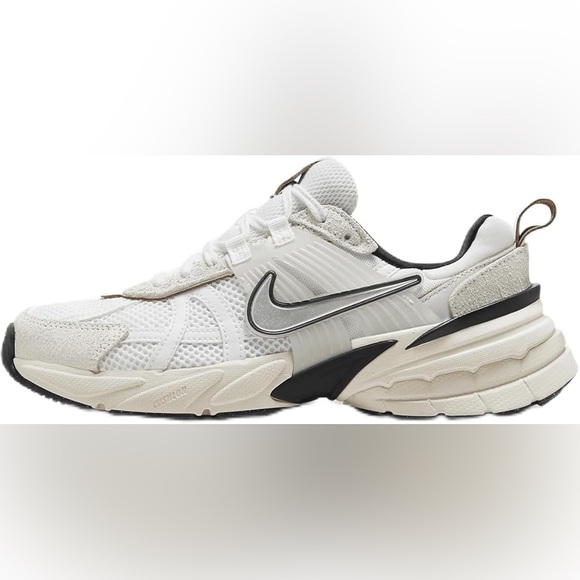 Nike V2K run sneakers - Picture 8 of 10